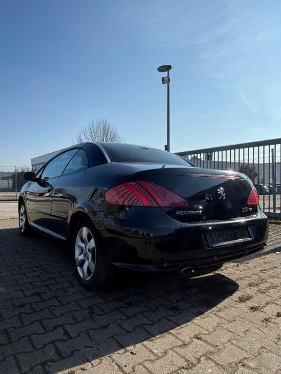 Gebraucht Peugeot 307 CC 140 PS (102 kW) 2008 Schwarz Cabrio