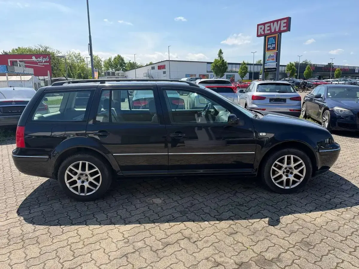 Gebraucht VW Bora Highline 116 PS (85 kW) 2002 Schwarz Kombi