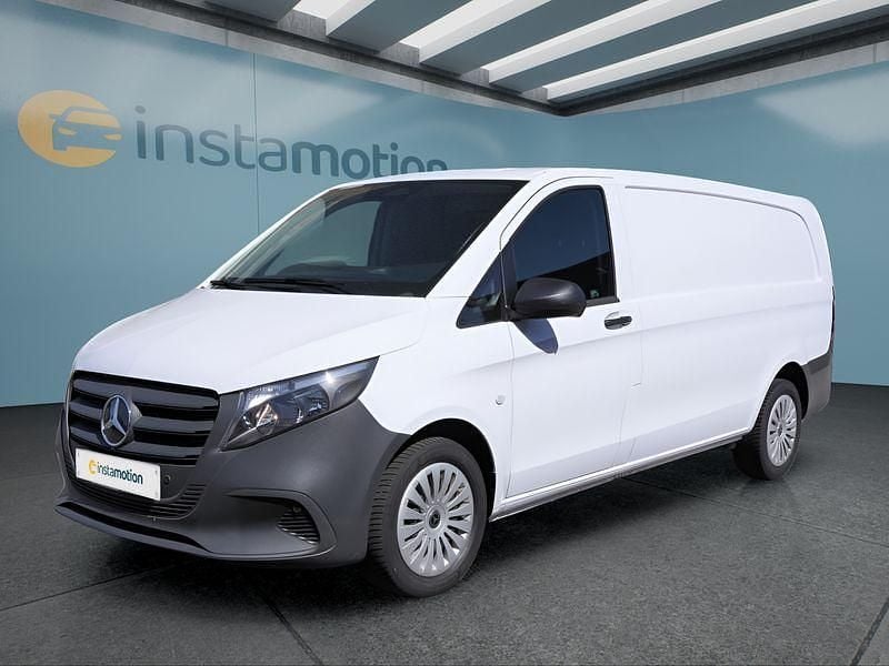 Weiß Gebraucht 2024 Mercedes Vito Van / Kleinbus | 30.499 € (Guter Preis) - Bild 1/4