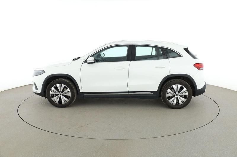 Second-hand Mercedes EQA250 Progressive 139 kW (190 CP) 2023 Alb SUV
