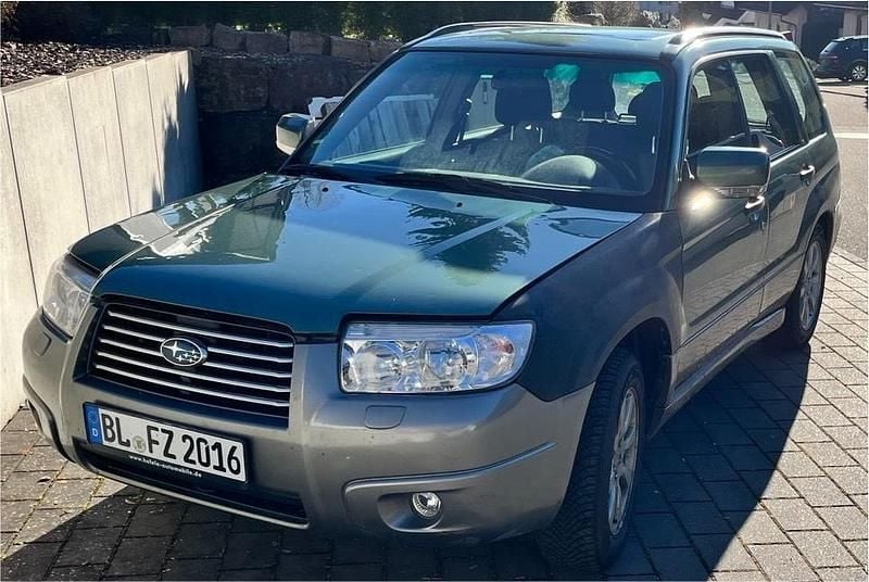 Gebraucht Subaru Forester 159 PS (116 kW) 2006 Grün SUV