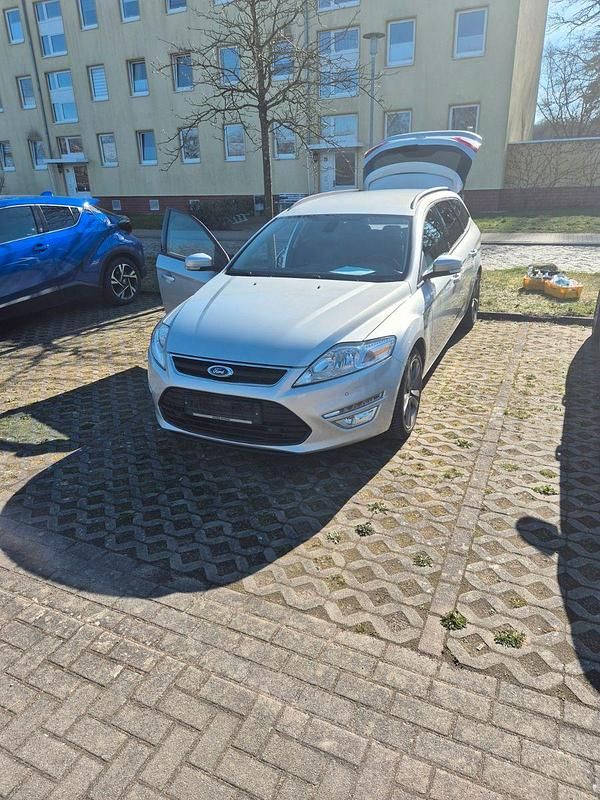 Grau Gebraucht 2012 Ford Mondeo Champions Edition Kombi | 4.500 € (Guter Preis) - Bild 1/4