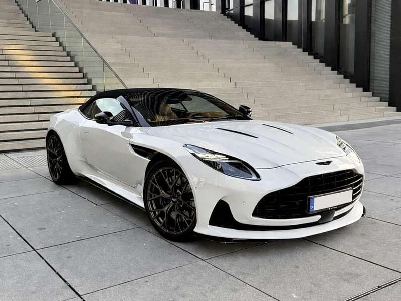 Gebraucht Aston Martin DB12 680 PS (500 kW) 2025 Weiß Cabrio