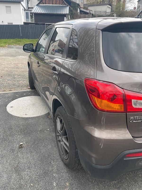 Gebraucht Mitsubishi ASX 150 PS (110 kW) 2010 Grün SUV