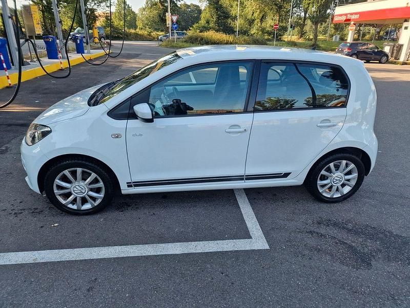Gebraucht VW up! move up! 75 PS (55 kW) 2016 Weiß Kleinwagen