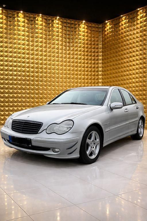 Gebraucht Mercedes C180 122 PS (89 kW) 2000 Silber Limousine
