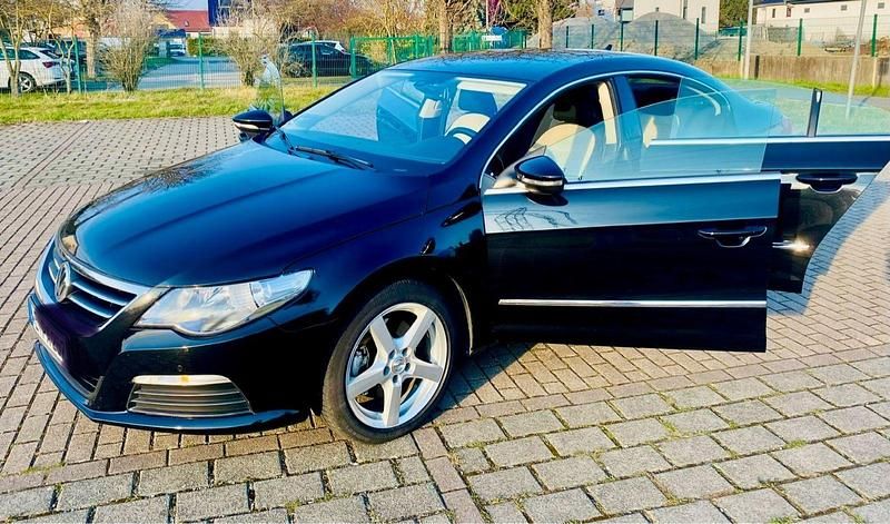 Gebraucht VW Passat 140 PS (102 kW) 2009 Beige Coupé