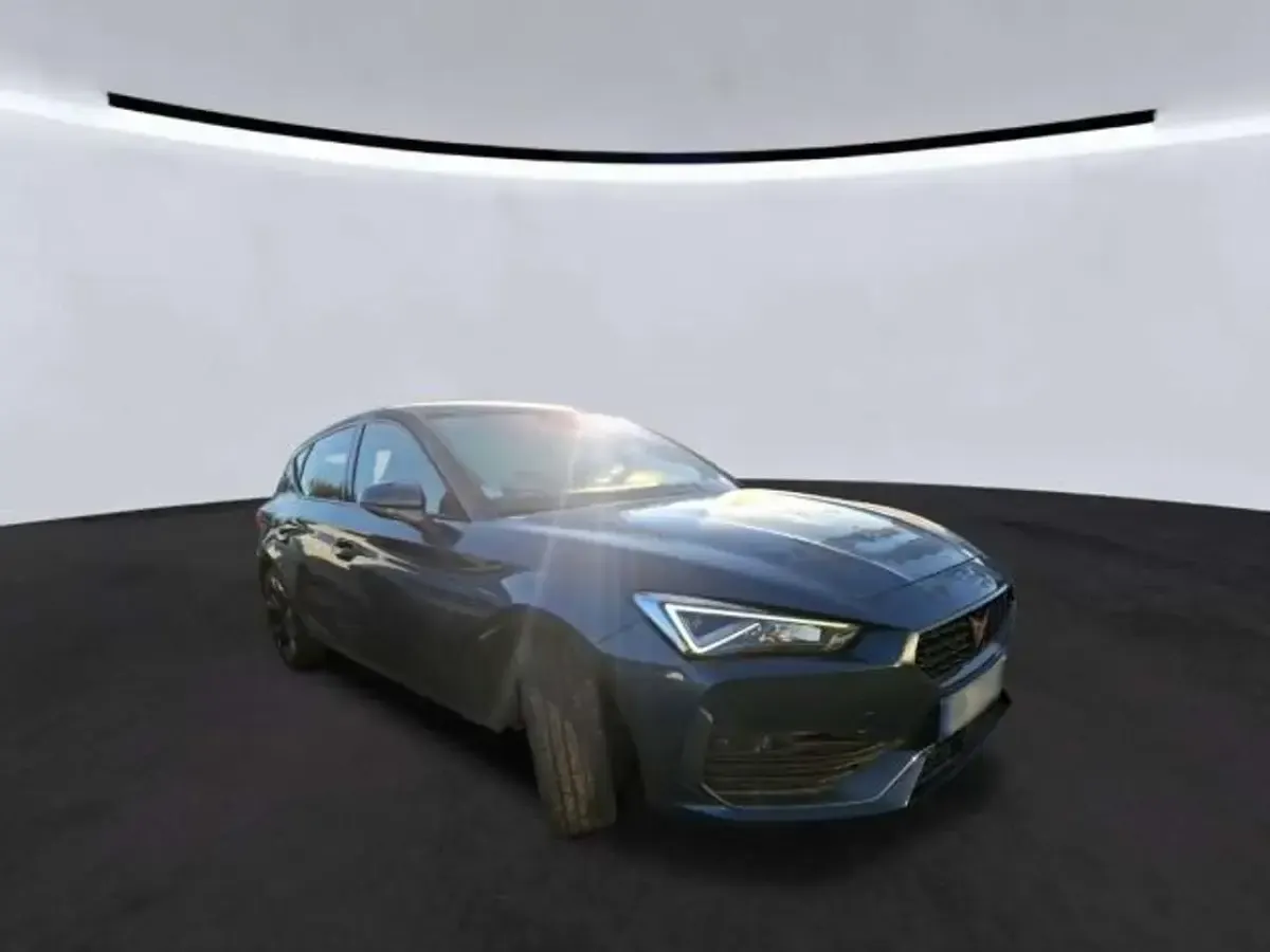Gebraucht Cupra Leon 204 PS (150 kW) 2023 Grau Limousine
