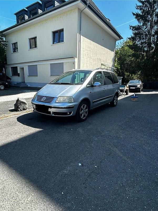 Silber Gebraucht 2004 VW Sharan Edition Van / Kleinbus | 1.499 € (Fairer Preis) - Bild 1/4