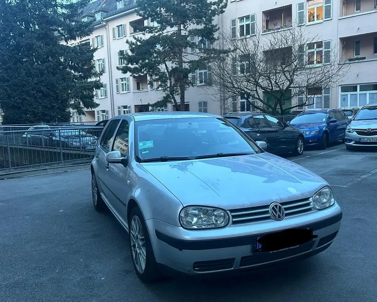 Gebraucht VW Golf IV 75 PS (55 kW) 2002 Grau Kleinwagen