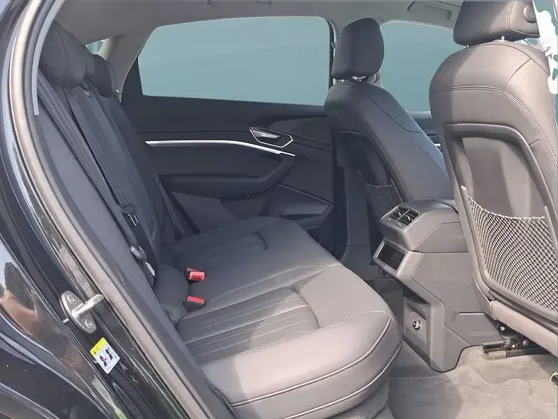Gebraucht Audi e-tron Sportback 300 kW (408 PS) 2023 Schwarz SUV