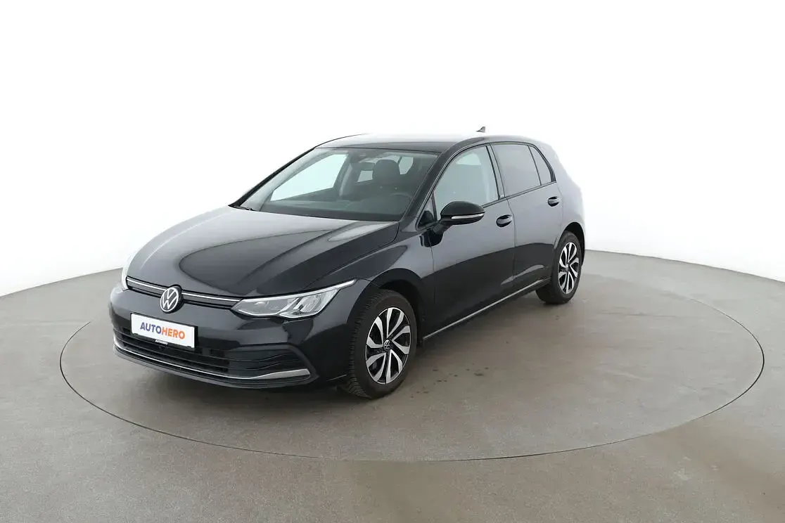Gebraucht VW Golf VIII Active 110 PS (80 kW) 2021 Limousine