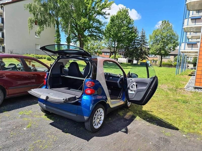 Blau Gebraucht 2007 Smart ForTwo Coupé Kleinwagen | 2.700 € (Fairer Preis) - Bild 1/4