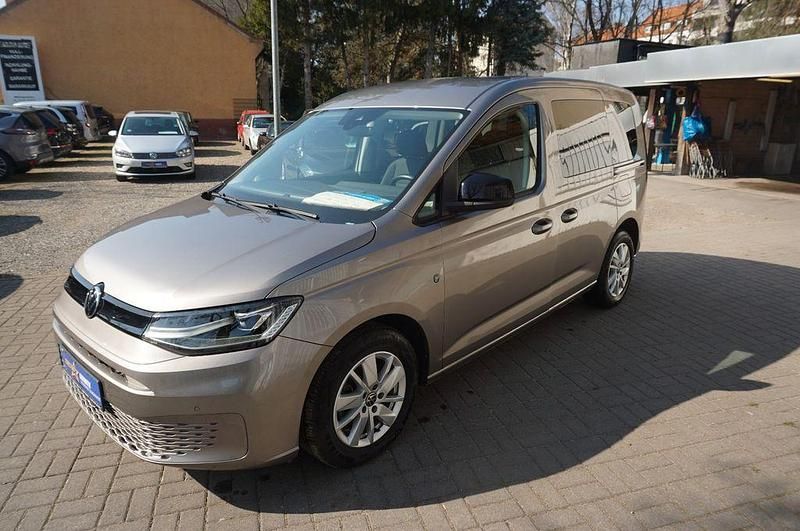 Gebraucht VW Caddy Life 102 PS (75 kW) 2022 Grau Van / Kleinbus