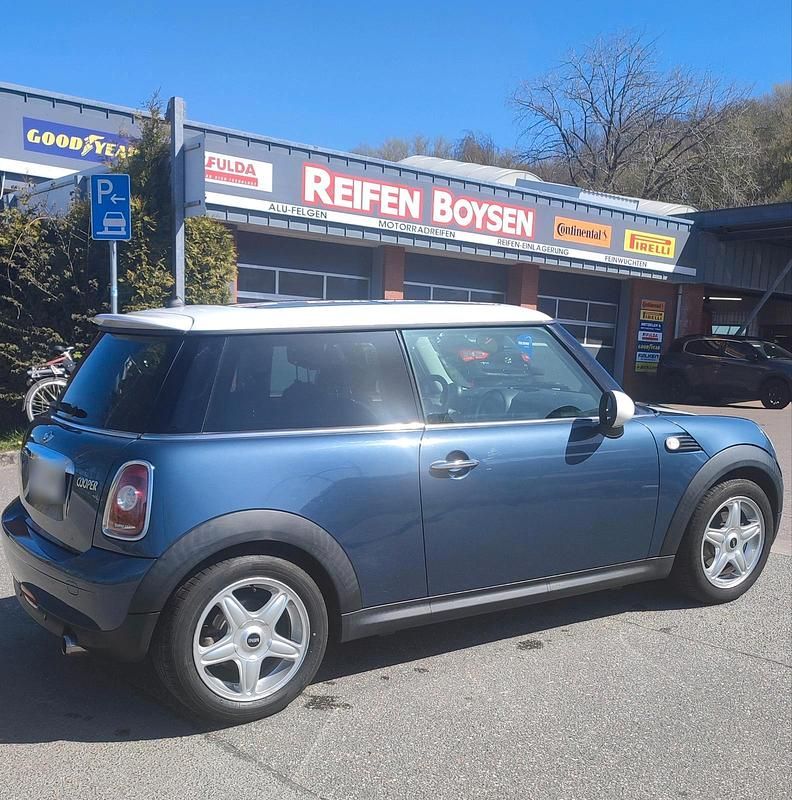 Second-hand Mini Cooper 120 CP (88 kW) 2009 Albastru Hatchback