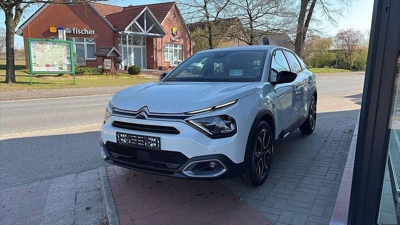 Gebraucht Citroën e-C4 100 kW (136 PS) 2024 Weiß Limousine