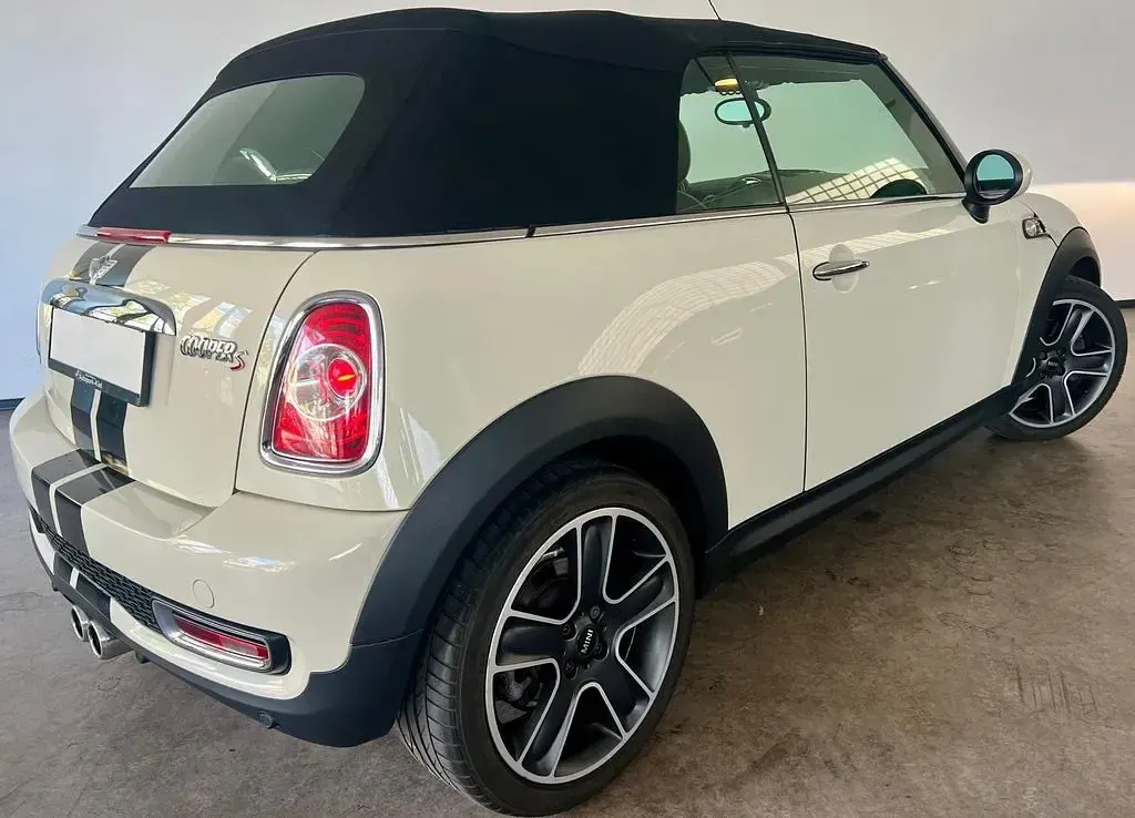 Gebraucht Mini Cooper S Cabriolet Chili 184 PS (135 kW) 2010 Weiß Cabrio