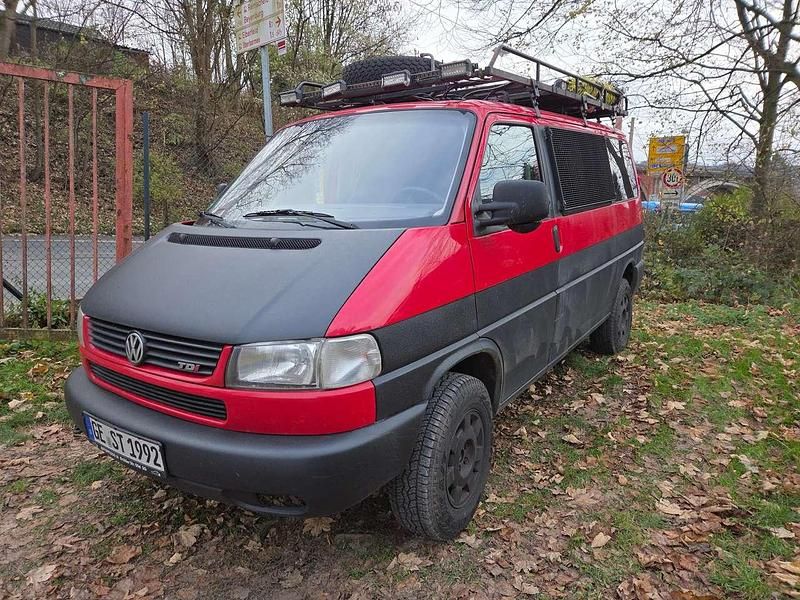 Gebraucht VW T4 102 PS (75 kW) 1998 Rot Van