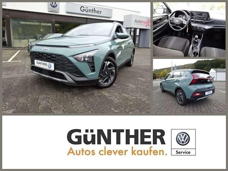 Grün Gebraucht 2023 Hyundai Bayon Select SUV | 17.880 € (Guter Preis) - Bild 1/4