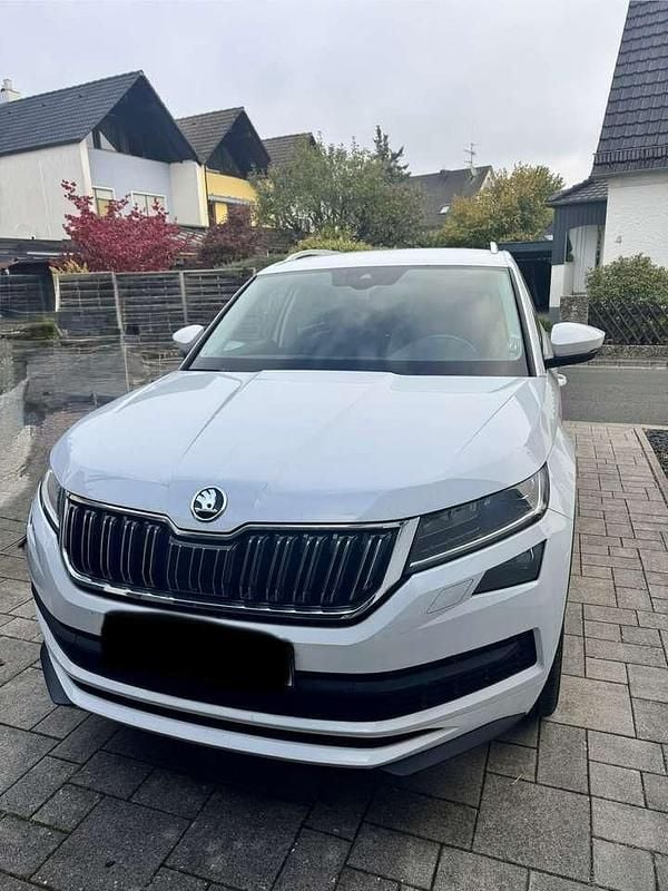 Weiß Gebraucht 2020 Skoda Kodiaq LAURIN & KLEMENT SUV | 31.000 € (Guter Preis) - Bild 1/4