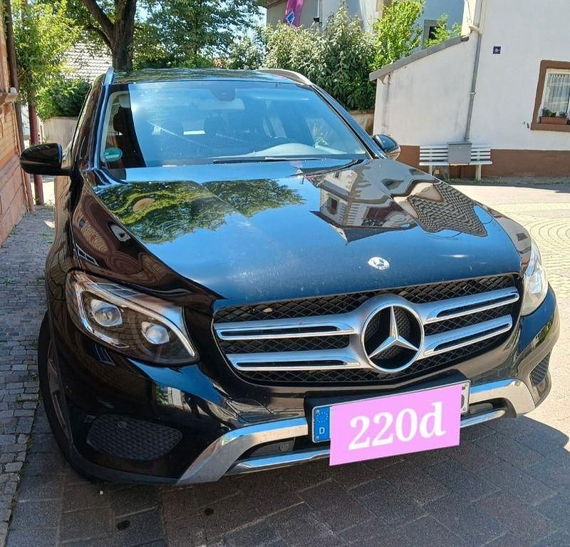 Gebraucht 2017 Mercedes GLC220 SUV | 18.000 € (Guter Preis) - Bild 1/4