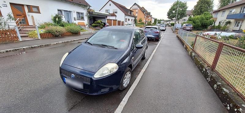 Blau Gebraucht 2006 Fiat Grande Punto Kleinwagen | 1.800 € (Guter Preis) - Bild 1/4
