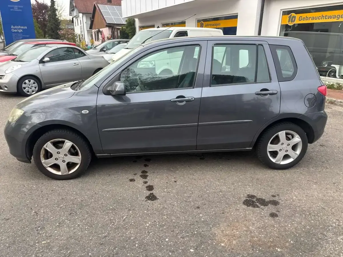 Usata Mazda 2 Active 80 CV (58 kW) 2005 Grigio Utilitaria