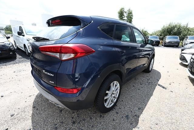 Stargazing blue metallic stargazing blue metallic Gebraucht 2017 Hyundai Tucson Advantage SUV | 17.666 € (Fairer Preis) - Bild 1/4