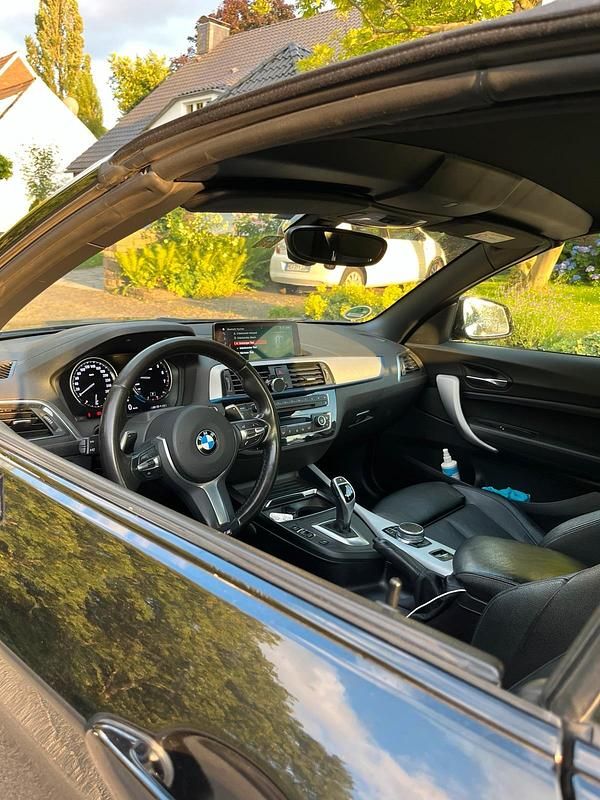 Schwarz Gebraucht 2018 BMW M240 M Sport Cabrio | 25.900 € (Fairer Preis) - Bild 1/3