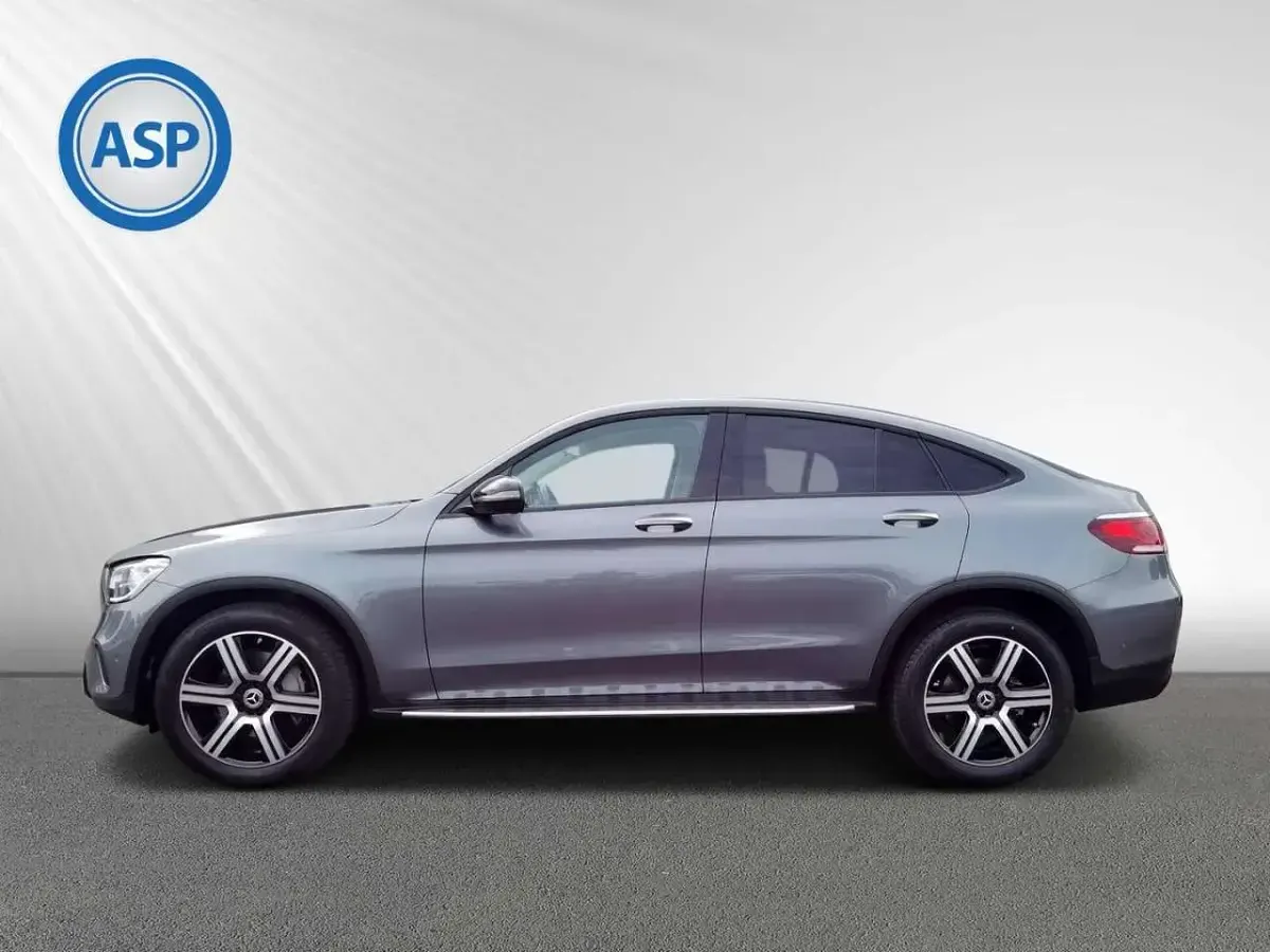 Gebraucht Mercedes GLC300 Night 245 PS (180 kW) 2020 Grau SUV