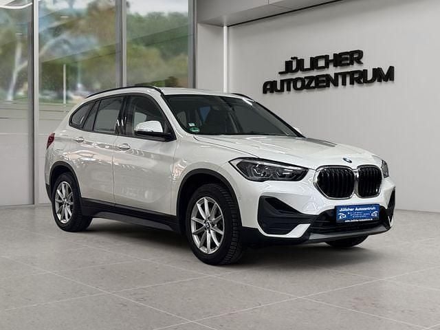 Weiß Gebraucht 2019 BMW X1 Advantage SUV | 22.990 € (Guter Preis) - Bild 1/4