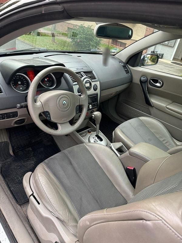 Gebraucht Renault Mégane II 135 PS (99 kW) 2005 Schwarz Cabrio