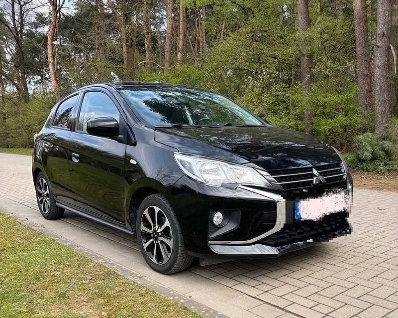 Second-hand Mitsubishi Space Star 80 CP (58 kW) 2021 Negru Hatchback
