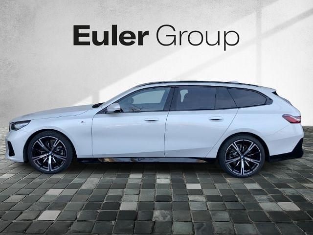Gebraucht BMW 520 Performance 197 PS (144 kW) 2025 Weiss Kombi