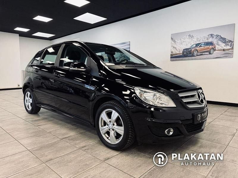 Gebraucht Mercedes B170 116 PS (85 kW) 2008 Schwarz Van / Kleinbus