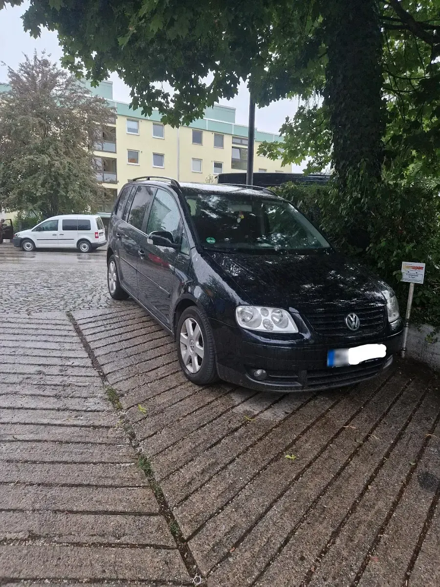 Gebraucht VW Touran 140 PS (102 kW) 2006 Schwarz Van / Kleinbus