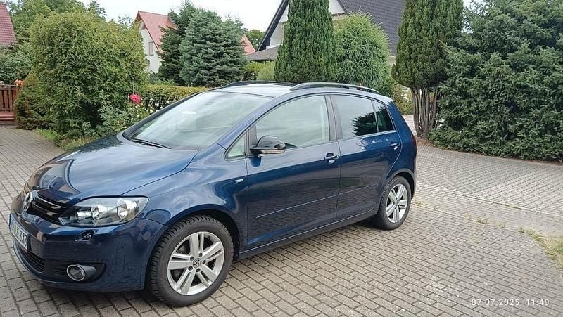 Blau Gebraucht 2013 VW Golf Plus Match Van / Kleinbus | 7.500 € (Guter Preis) - Bild 1/4