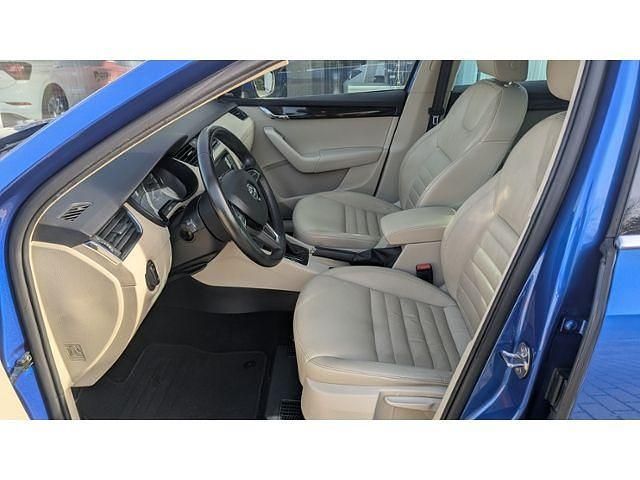 Gebraucht Skoda Octavia Elegance 140 PS (102 kW) 2014 Blau Kombi