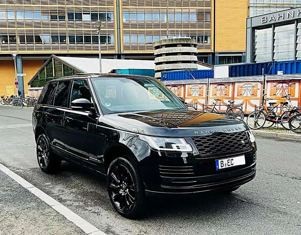 Gebraucht Land Rover Range Rover Black Edition 258 PS (189 kW) 2018 Schwarz SUV
