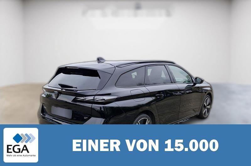 Schwarz metallic Gebraucht 2024 Peugeot 308 GT Kombi | 23.610 € (Fairer Preis) - Bild 1/4