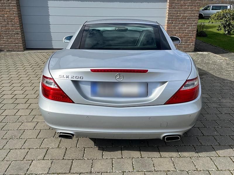 Gebraucht Mercedes SLK200 184 PS (135 kW) 2011 Silber Cabrio