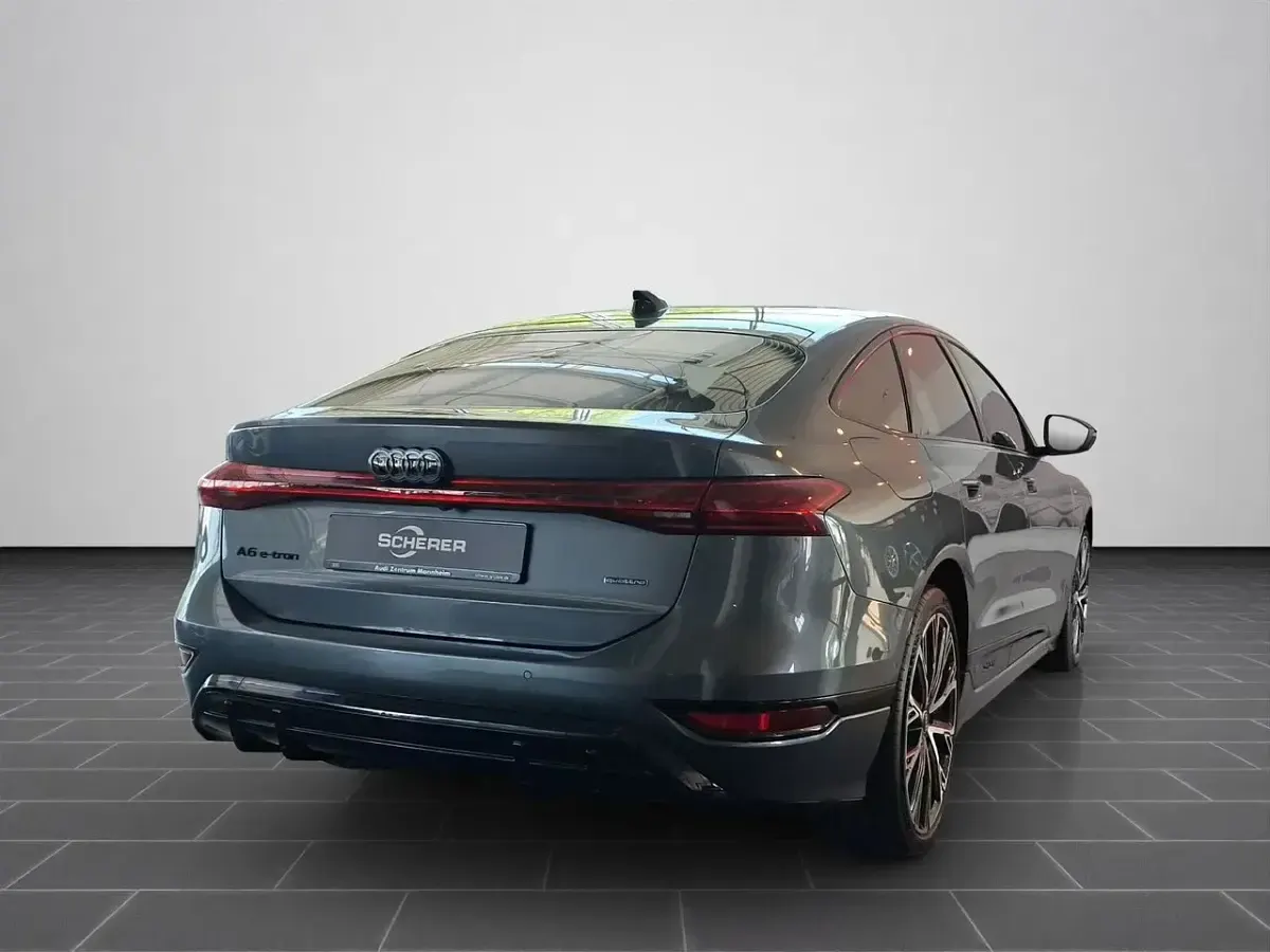 Neu Audi A6 e-tron Ambiente 314 kW (428 PS) 2026 Daytonagrau perleffekt (metallic)