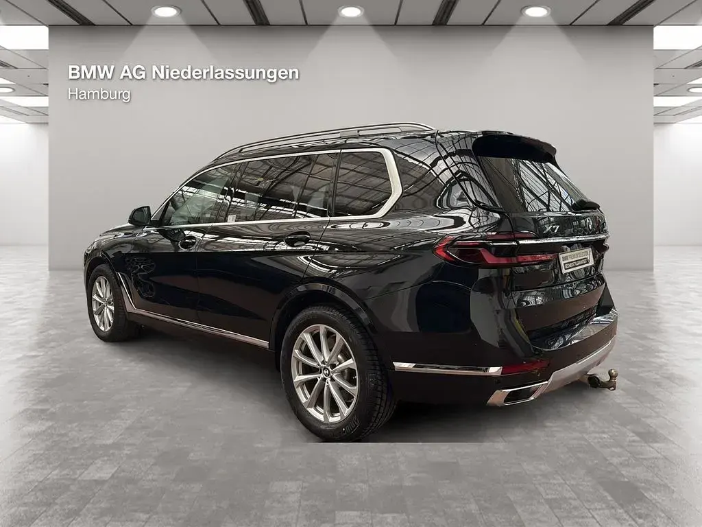 Gebraucht BMW X7 381 PS (280 kW) 2023 Schwarz SUV