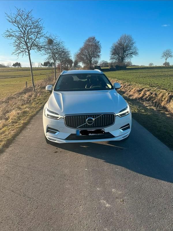 Gebraucht Volvo XC60 194 PS (142 kW) 2019 Weiß SUV