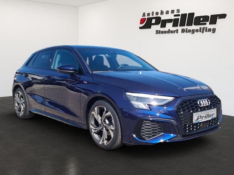 Gebraucht Audi A3 S-Line 116 PS (85 kW) 2022 Blau Limousine
