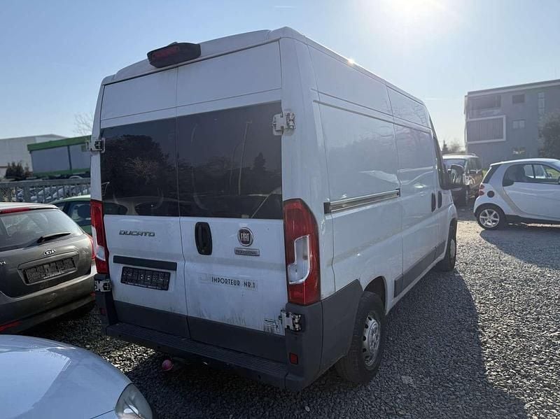 Gebraucht Fiat Ducato 131 PS (96 kW) 2015 Colore esterno weiss Van