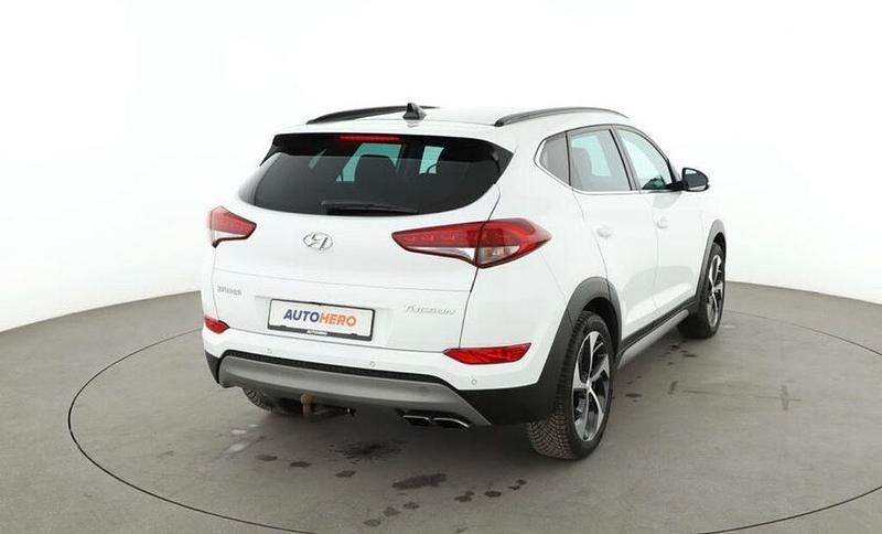 Gebraucht Hyundai Tucson 177 PS (130 kW) 2017 Weiß SUV