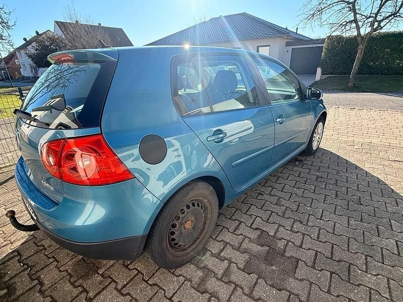Gebraucht VW Golf V 150 PS (110 kW) 2006 Blau Kleinwagen