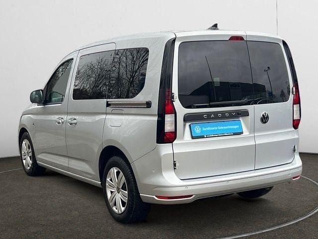 Gebraucht VW Caddy Basis 102 PS (75 kW) 2021 Reflexsilber metallic Van / Kleinbus