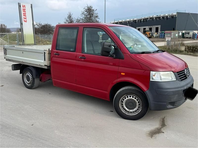 Gebraucht VW T5 105 PS (77 kW) 2007 Rot Van